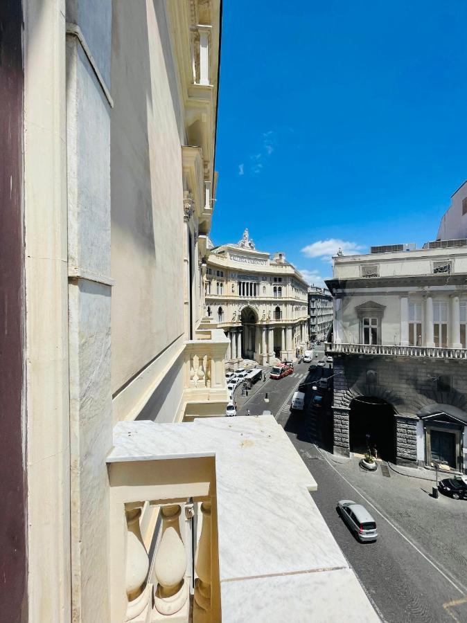 Appartamento Sul Teatro San Carlo Napoli Ngoại thất bức ảnh