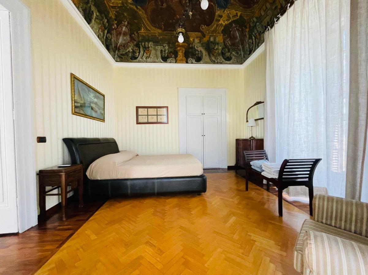 Appartamento Sul Teatro San Carlo Napoli Ngoại thất bức ảnh